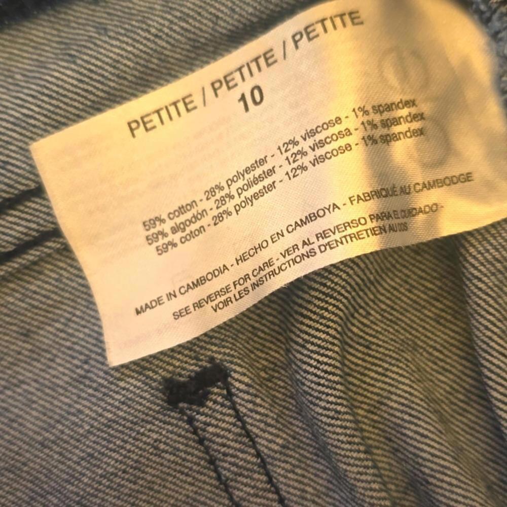 CODE BLEU Women's Denim Capri Pants - Classic Blue - Picture 8 of 11